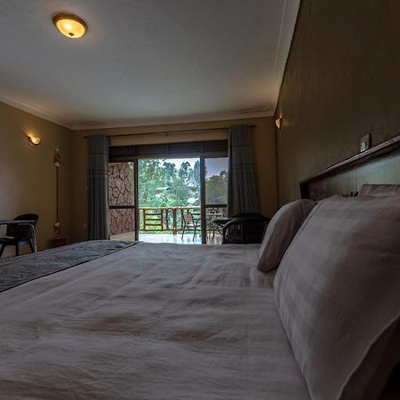 Bunyonyi Overland Resort Kabale Bagian luar foto
