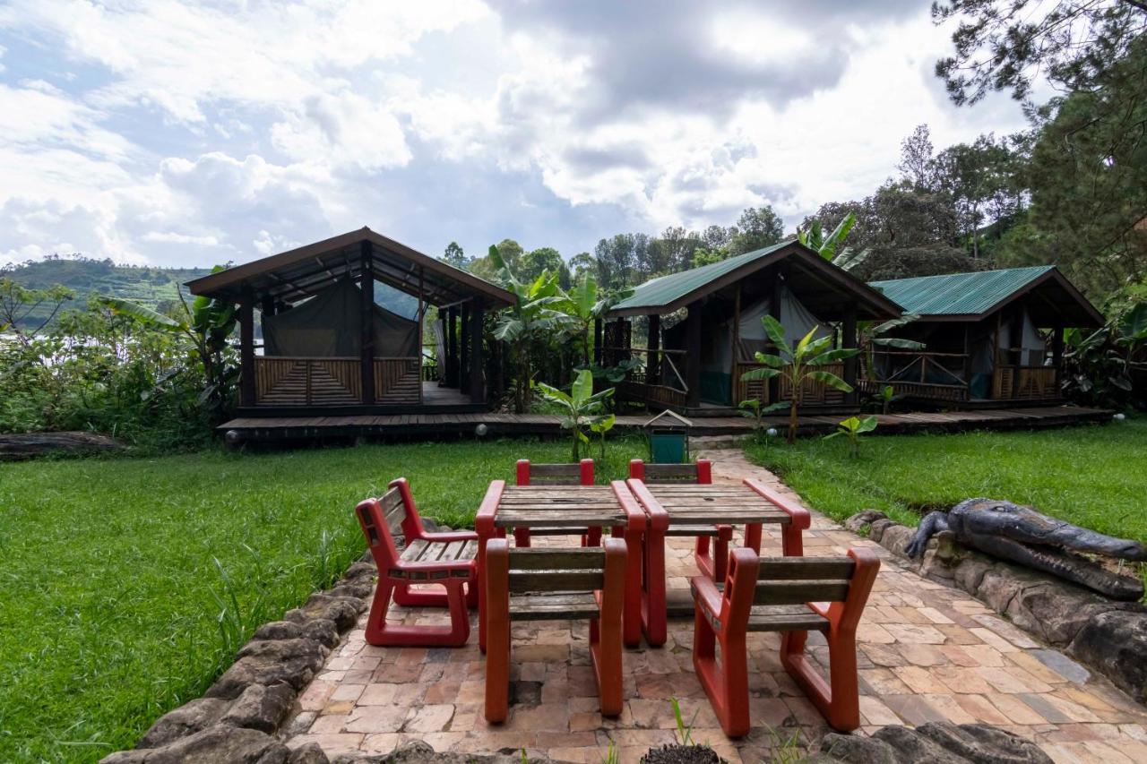 Bunyonyi Overland Resort Kabale Bagian luar foto