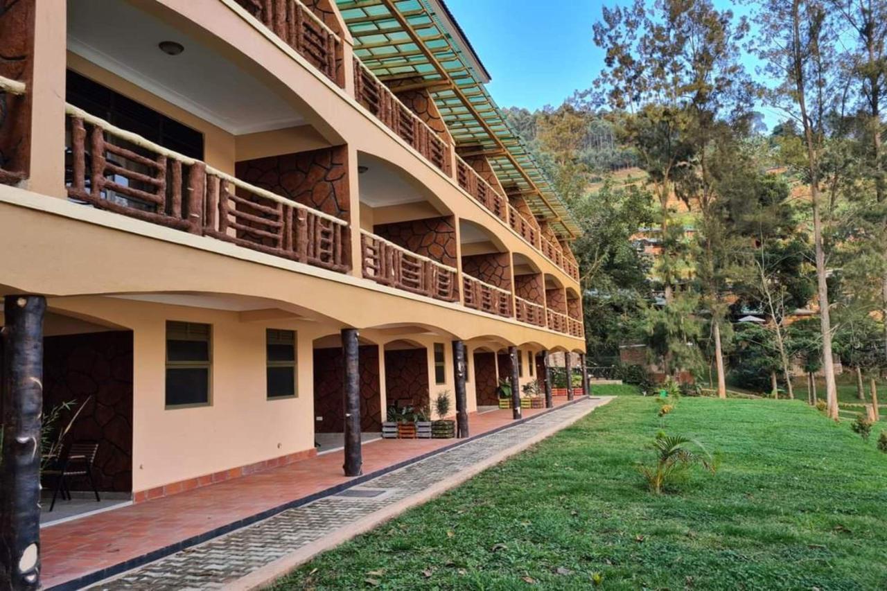 Bunyonyi Overland Resort Kabale Bagian luar foto