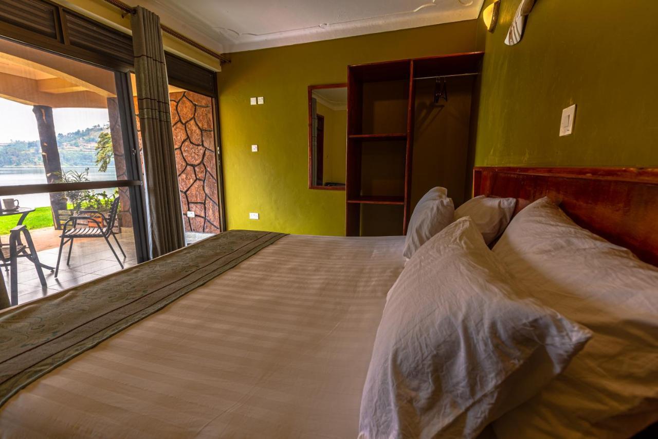 Bunyonyi Overland Resort Kabale Bagian luar foto