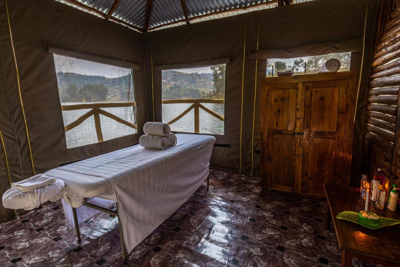 Bunyonyi Overland Resort Kabale Bagian luar foto