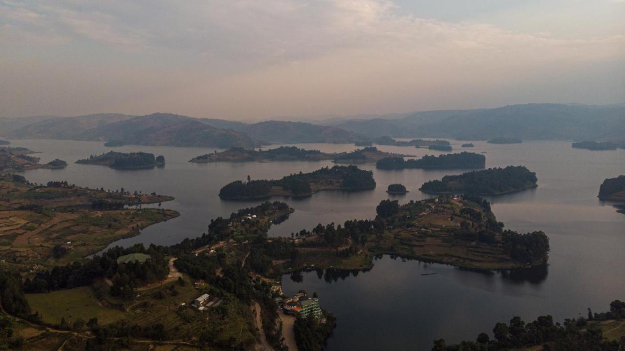 Bunyonyi Overland Resort Kabale Bagian luar foto